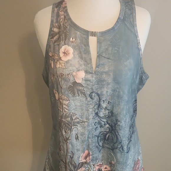 Groovy Tank! Versatile Styles! - Picture 7 of 7